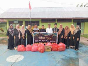 OSIM MTs Nurul Yaqin Benteng Gelar Aksi Tebar Iftar di Bulan Ramadan